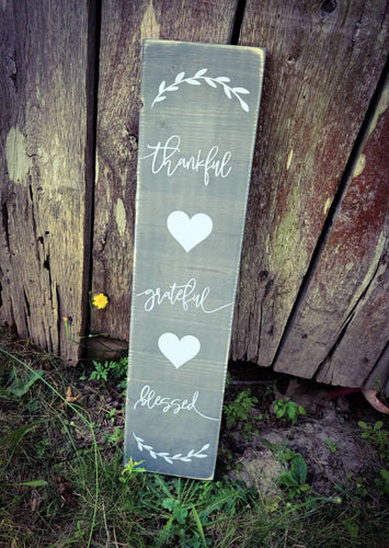 Farmhouse Thankful Grateful Blessed Sign 2/3/4/5 Feet Lengths - Wooden Rustic Decor, Front Door Porch Entryway Vertical Sign - Asst Colors