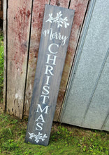 Load image into Gallery viewer, Farmhouse Merry Christmas Sign 2/3/4/5 Feet Lengths - Wooden Rustic Decor, Front Door Porch Entryway Vertical Sign - Christmas Sign
